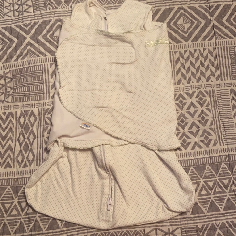 White with green dots swaddle